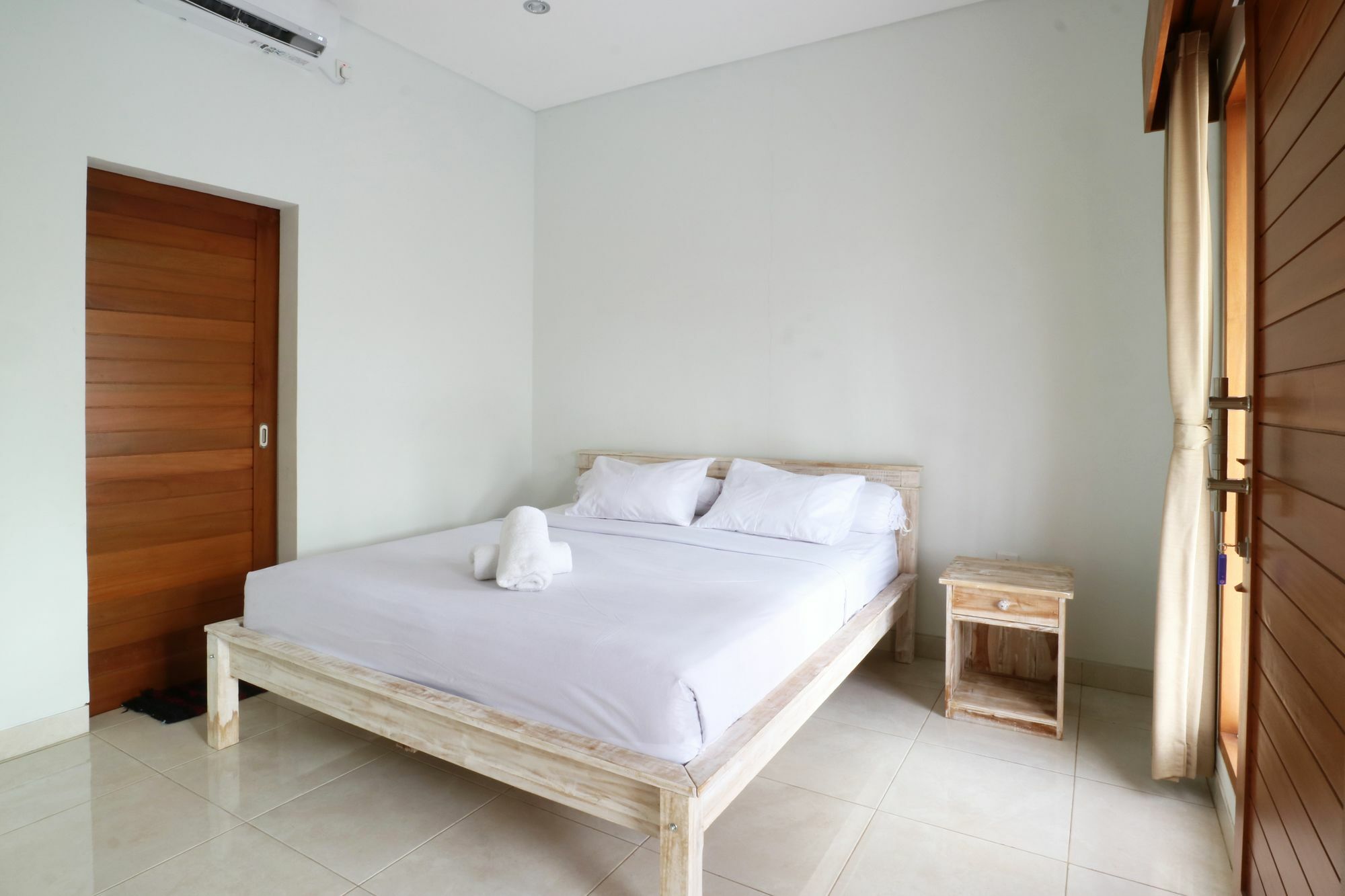 Aghasvina Guest House Canggu מראה חיצוני תמונה